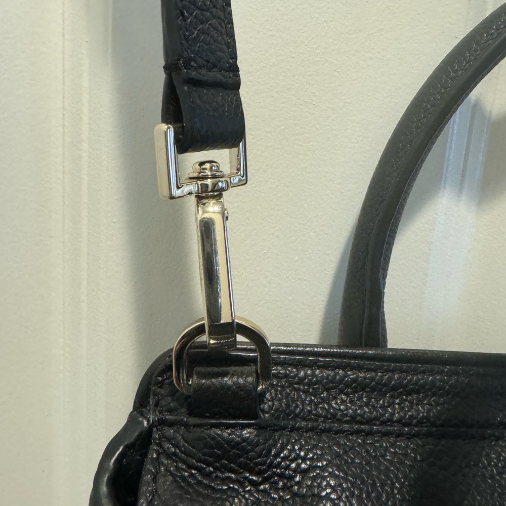 ♠️kate spade♠️ Bag Chester Street Tassel Sm - Picture 3 of 9